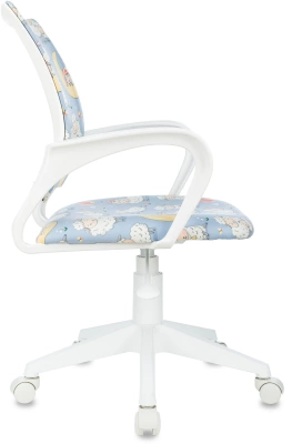 Кресло детское Бюрократ BUROKIDS 1 W голубой овечки крестов. пластик пластик белый, купить в Сыктывкаре