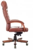 Кресло руководителя Бюрократ T-9928WALNUT светло-коричневый Leather Eichel кожа крестов. металл/дерево — фото, характеристики, наличие в Сыктывкаре