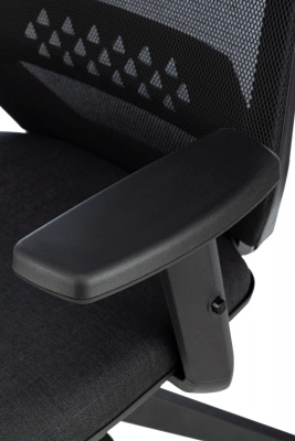 Кресло эргономичное Бюрократ MC-611NL черный TW-01 38-418 сетка/ткань крестов.4-луч. пластик пластик черный, купить в Сыктывкаре