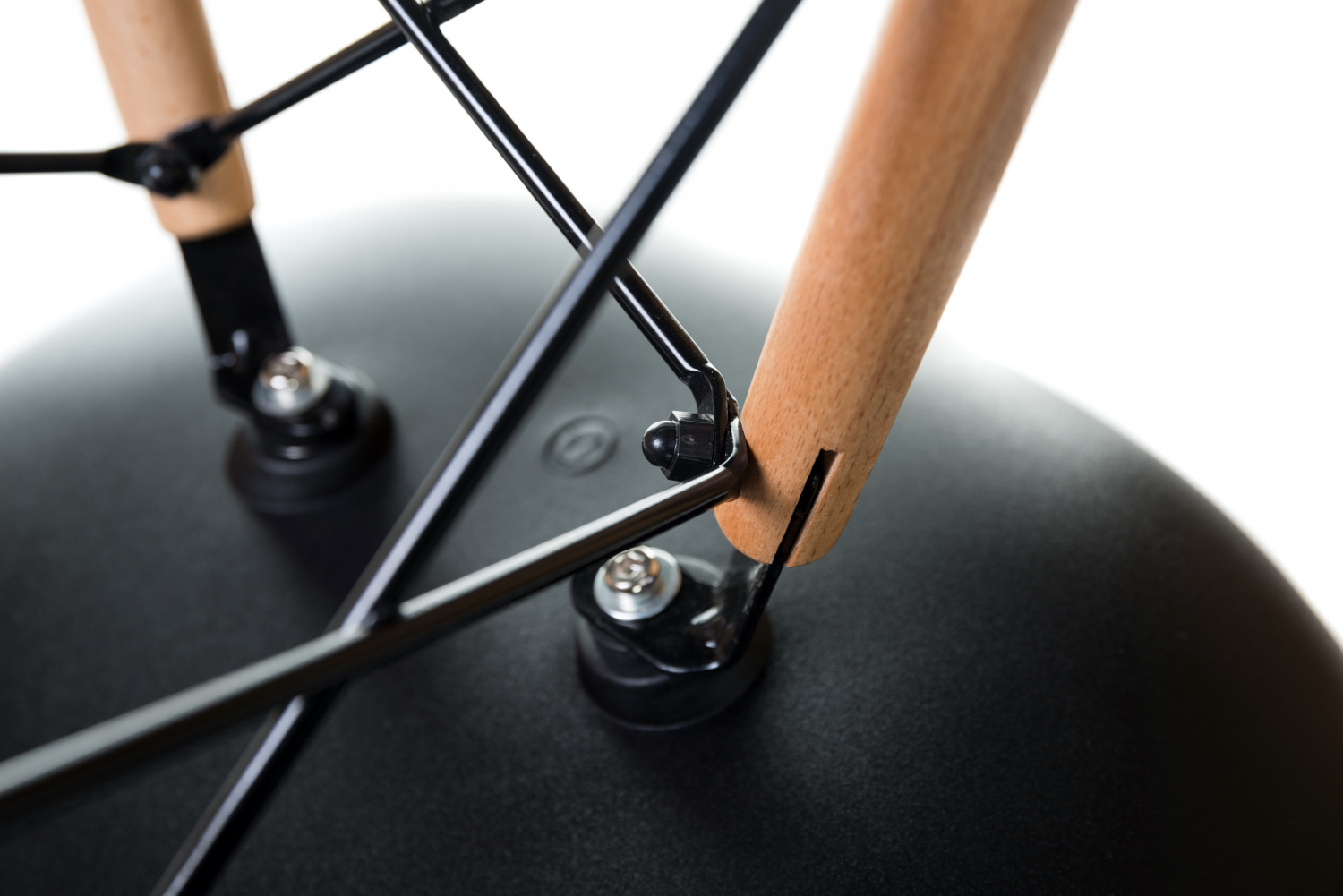 Стул обеденный DOBRIN DAW, ножки светлый бук, цвет сиденья чёрный