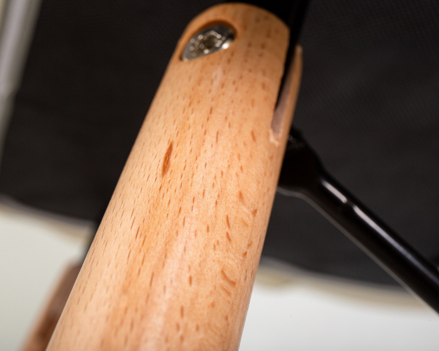 Стул барный DOBRIN BUTTERFLY BAR, ножки светлый бук, цвет чёрный