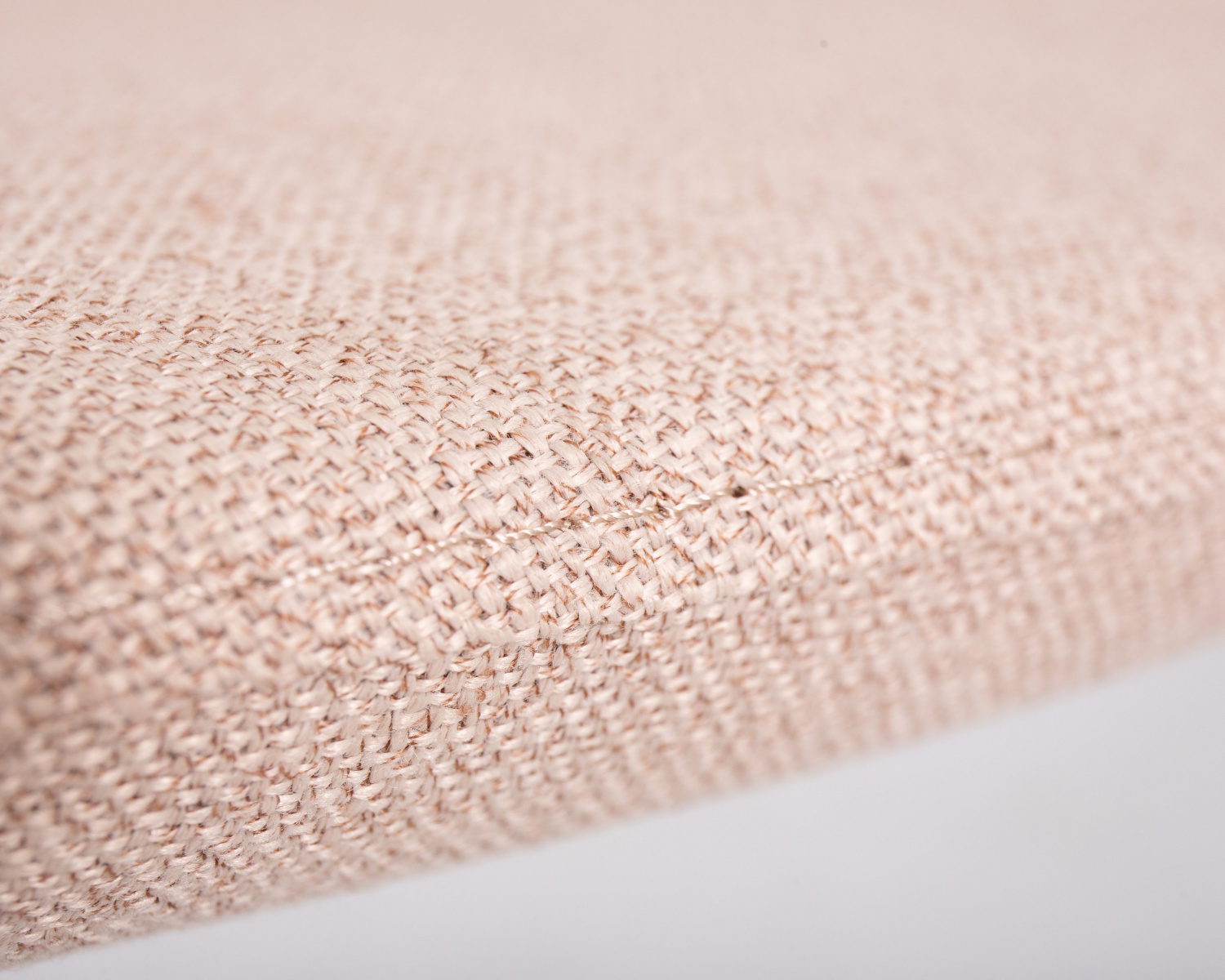 Кресло дизайнерское DOBRIN SWAN, бежевая ткань IF1, золотое основание