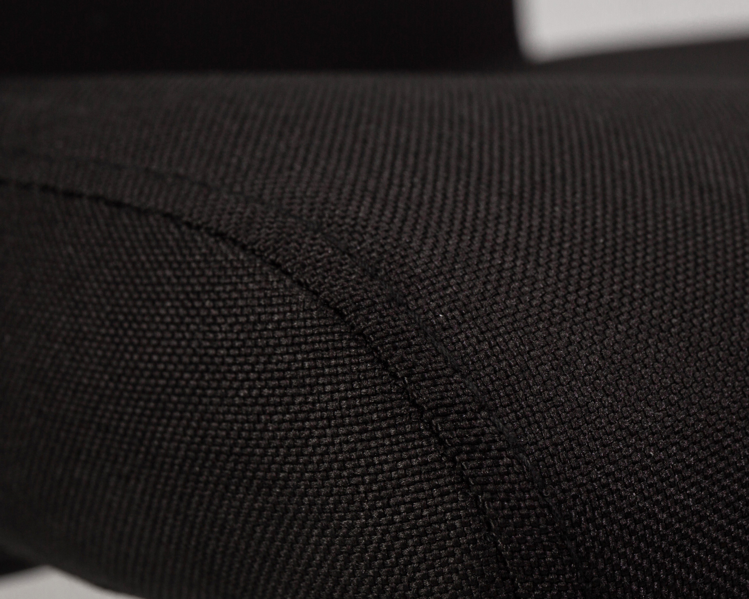 Офисное кресло для персонала DOBRIN PIERCE, чёрный