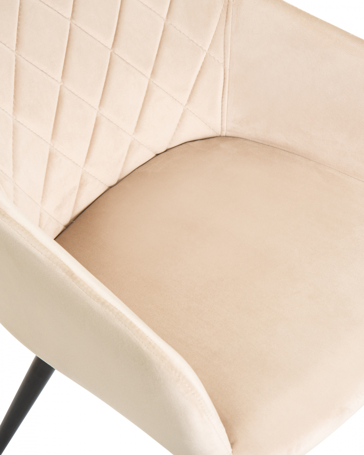 Стул обеденный DOBRIN ROBERT, черные матовые ножки, велюр V108-98 Бежевый