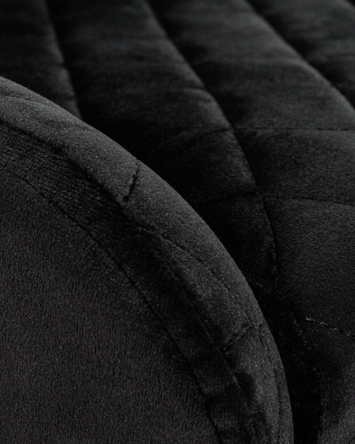 Стул барный DOBRIN CHRISTIAN'75, черные ножки, черный велюр (V108-77)