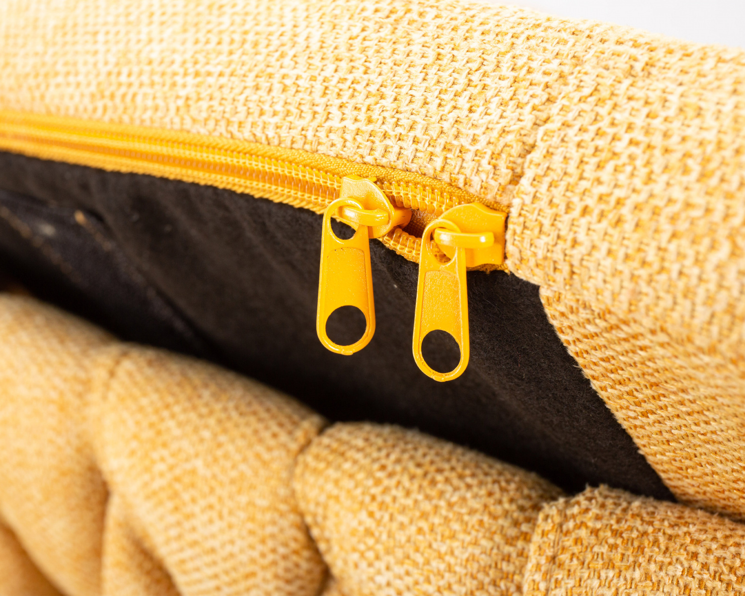 Стул барный DOBRIN LEON, жёлтая ткань (LAR 275-8)