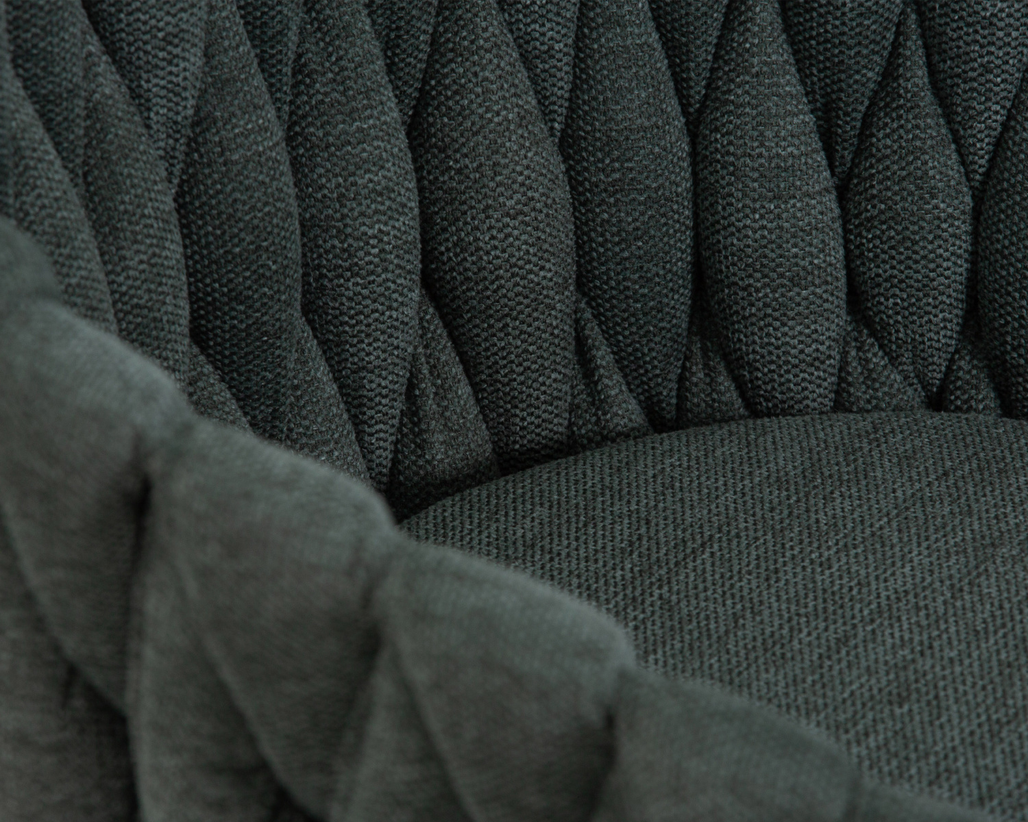 Стул обеденный DOBRIN MATILDA, зеленая ткань (LAR 275-23)