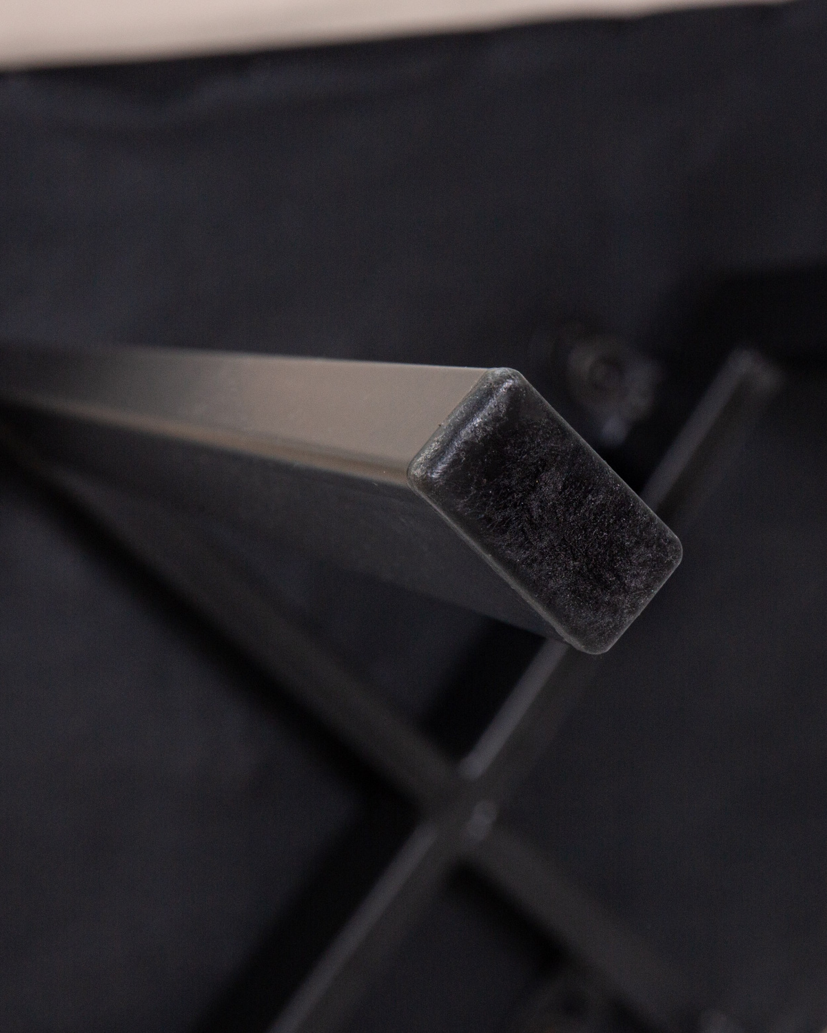 Стул обеденный DOBRIN ALEX SQUARE, черные матовые ножки, кремовый велюр (V108-113)