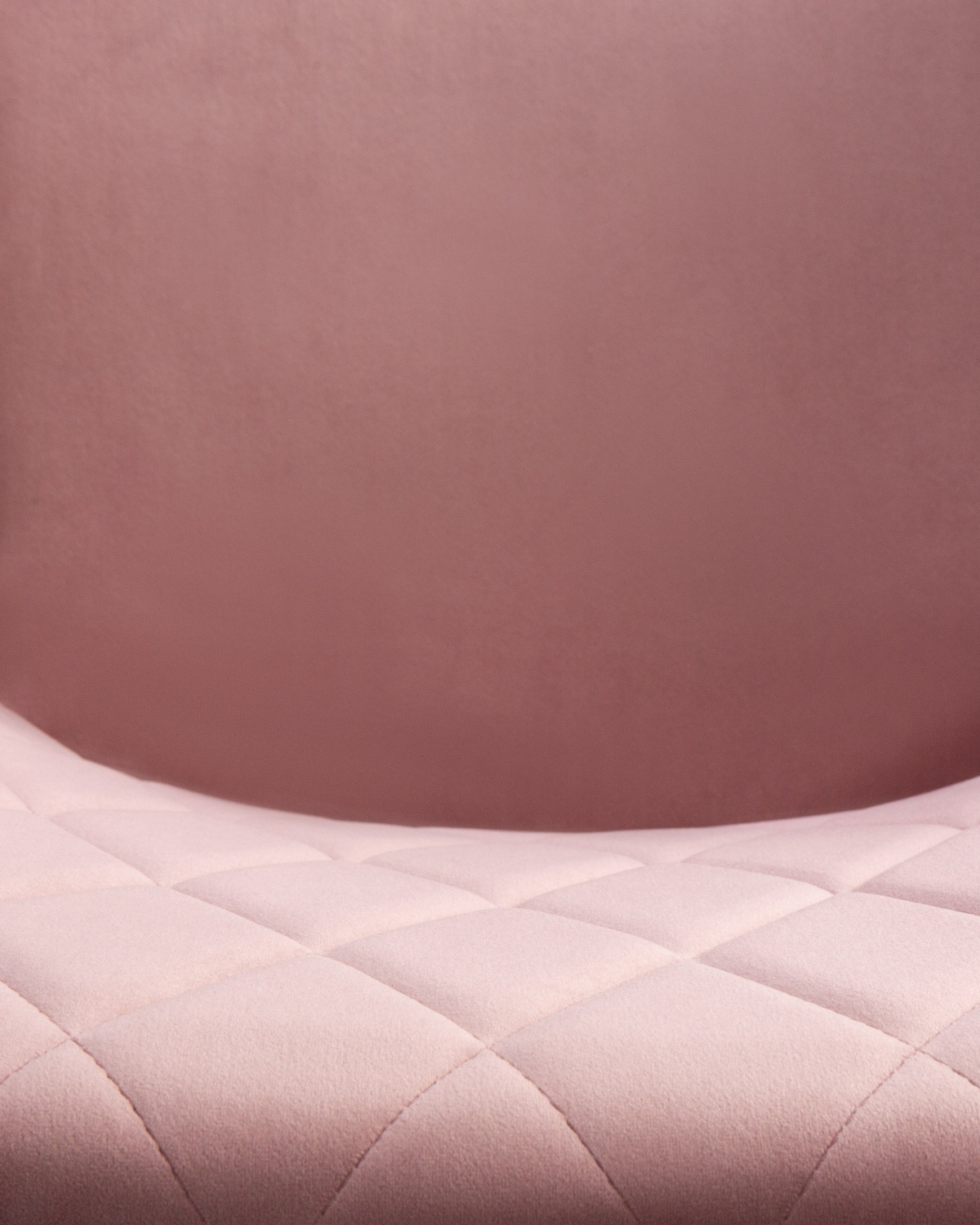 Стул обеденный DOBRIN ROBERT, черные матовые ножки, велюр V108-15 Розовый