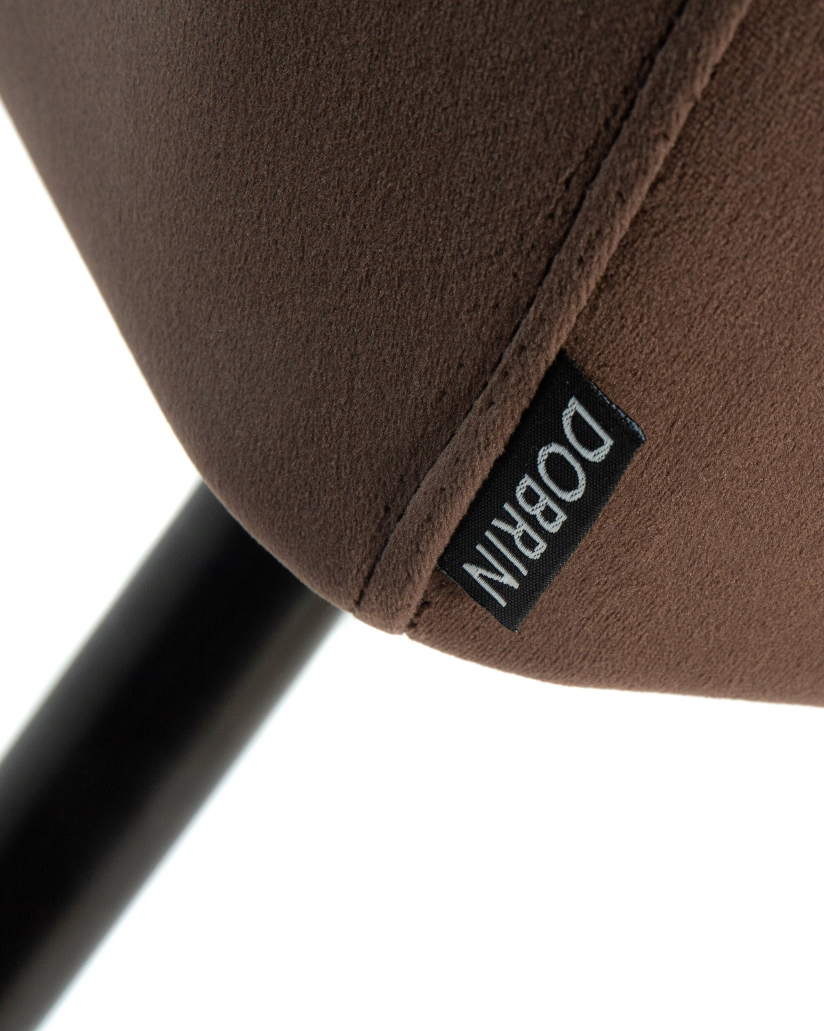 Стул обеденный DOBRIN ROBERT, черные матовые ножки, велюр V108-76 Горький шоколад