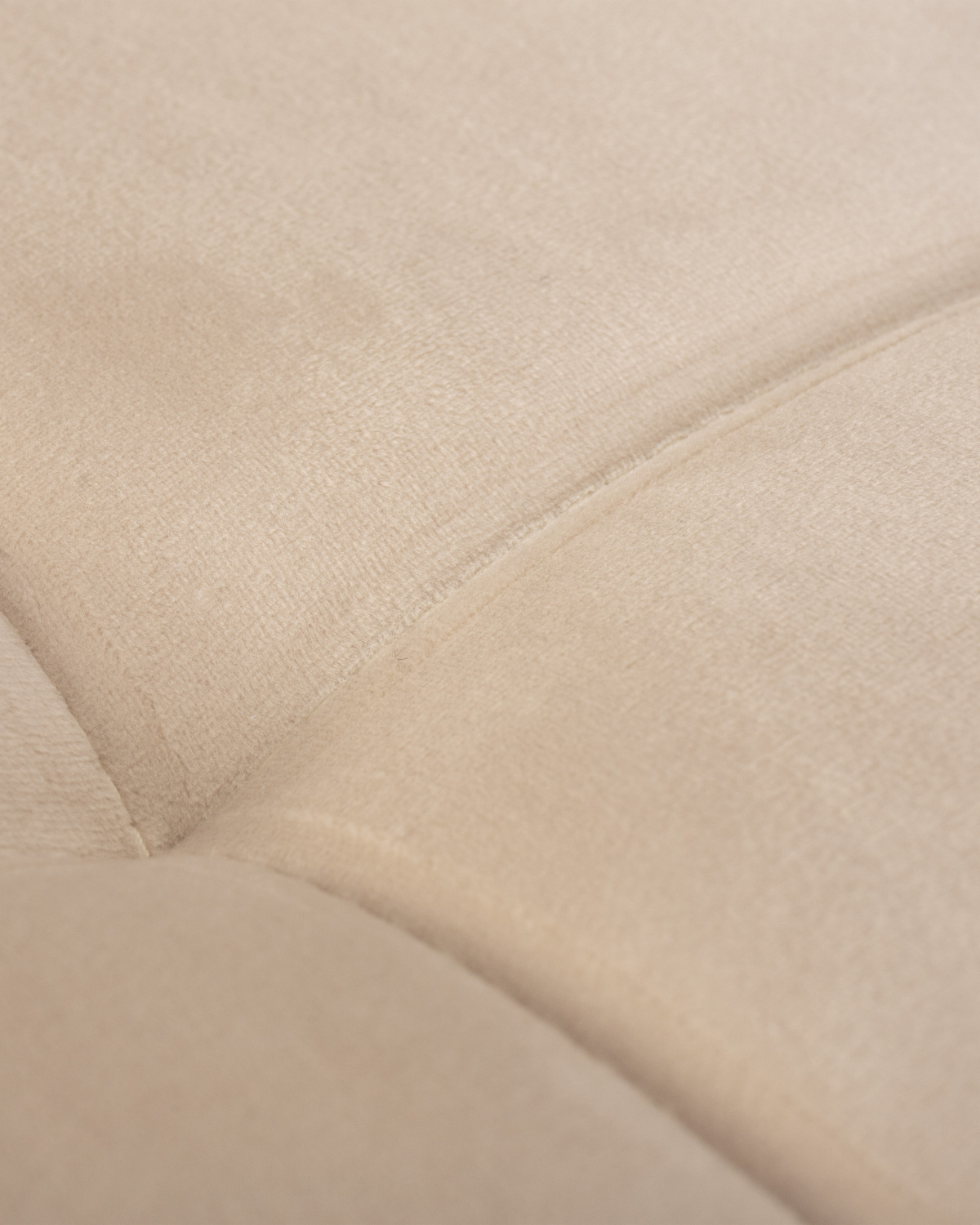 Офисное кресло для персонала DOBRIN TERRY, бежевый велюр (MJ9-10)