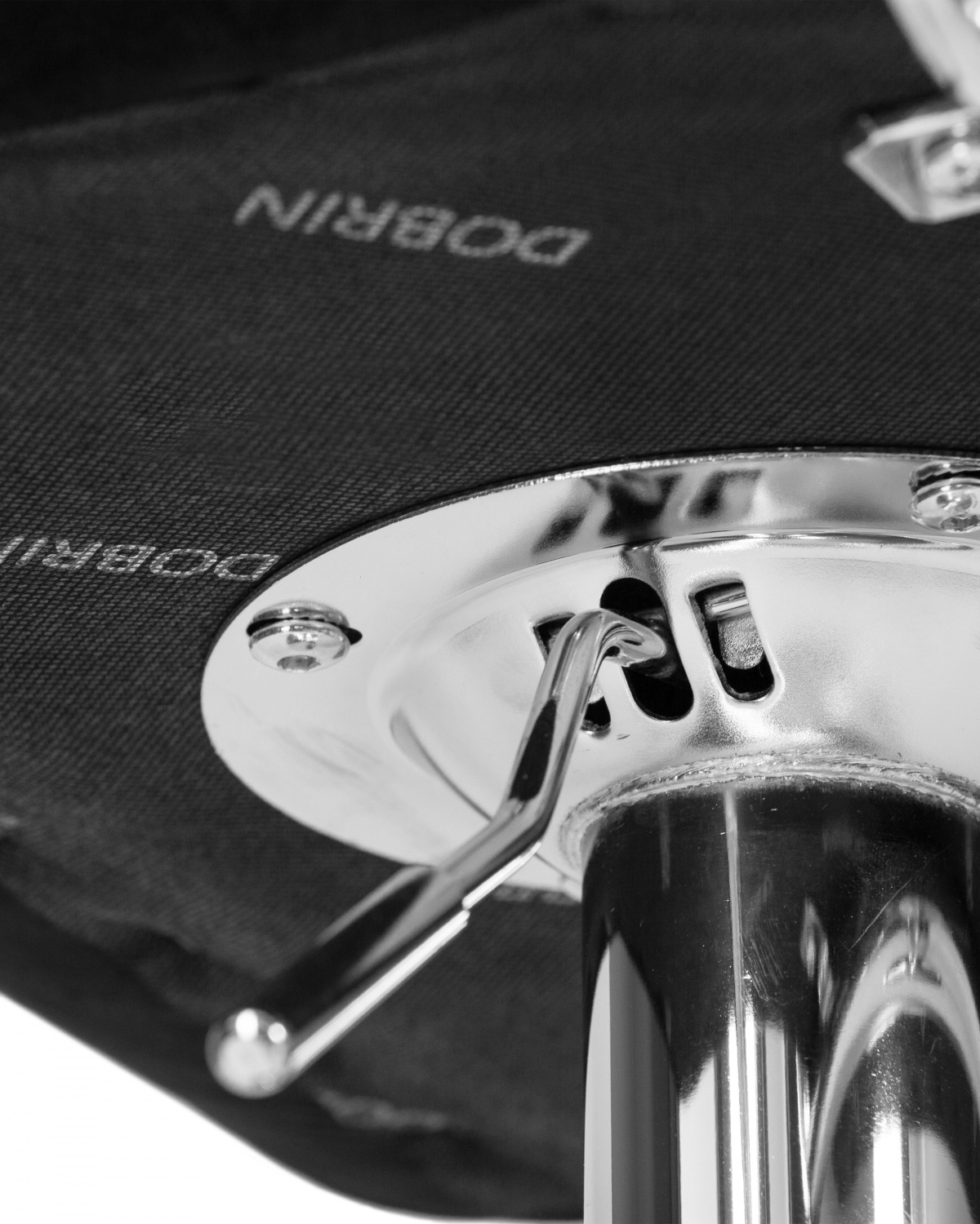 Стул барный DOBRIN KRUGER ARM, черный велюр (MJ9-101)