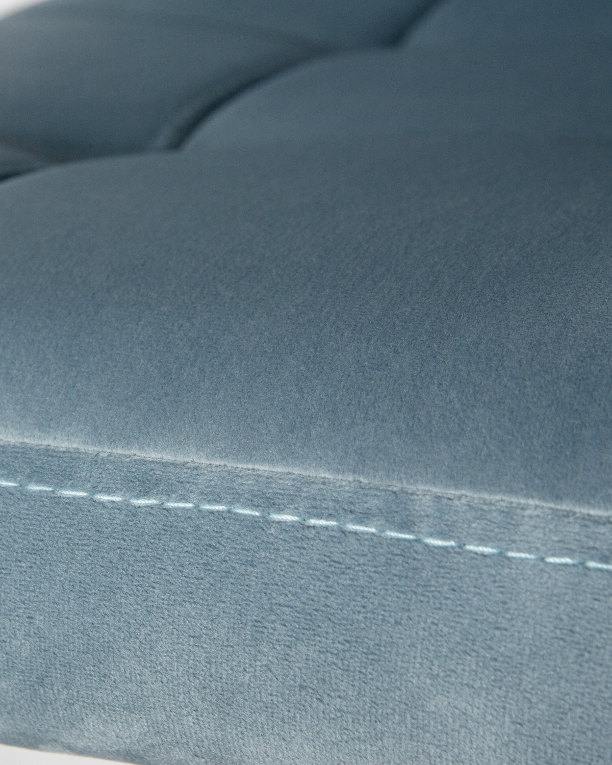 Стул барный DOBRIN KRUGER ARM, пудрово-голубой велюр (MJ9-74)