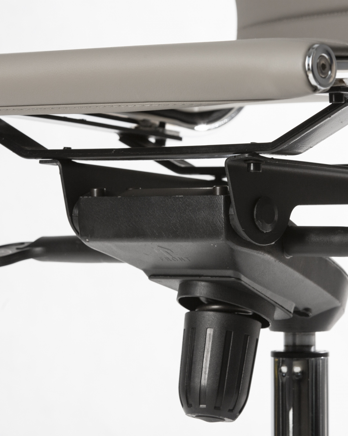 Офисное кресло для руководителей DOBRIN CLARK, серый