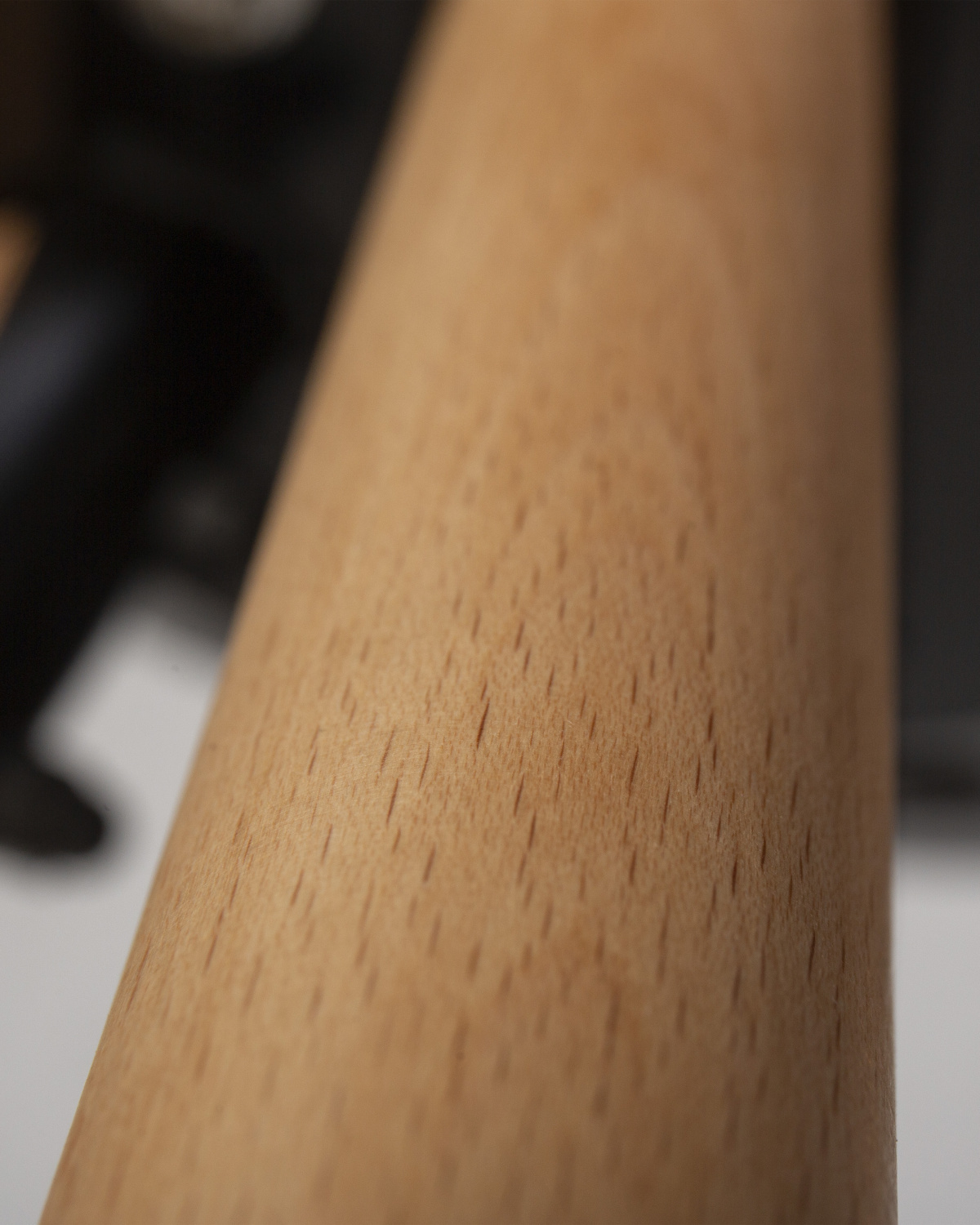 Стул полубарный DOBRIN RONNI, ножки светлый бук, тёмно-серый (GR-04)