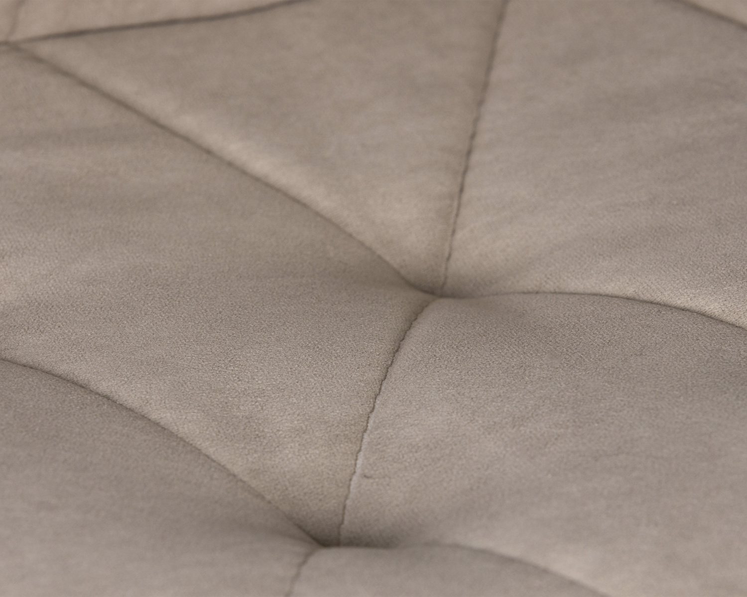 Стул обеденный DOBRIN CHILLY ROMBO, Капучино Simple 05, основание черное