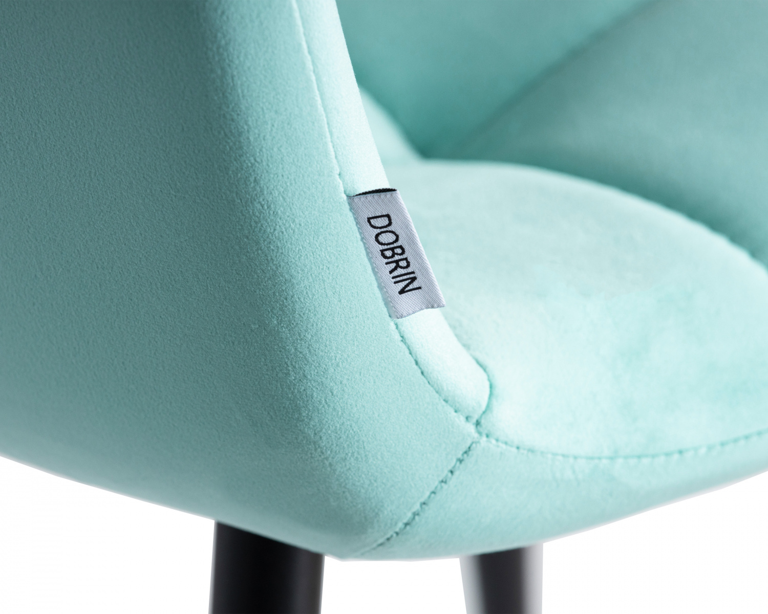 Стул обеденный DOBRIN CHILLY, Мятный Holland 50, основание черное