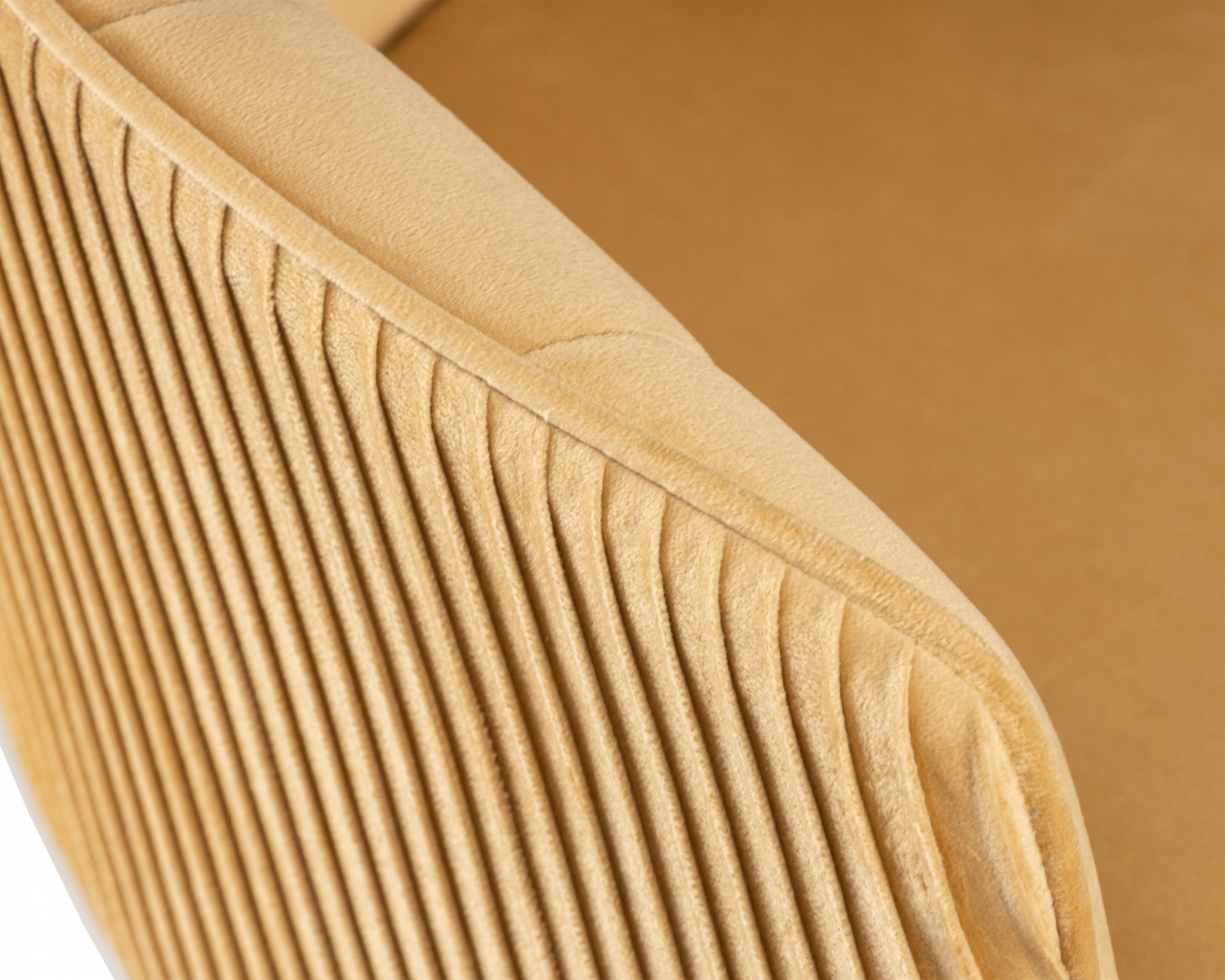 Стул барный DOBRIN DARCY GOLD, песочный велюр (1922-3)