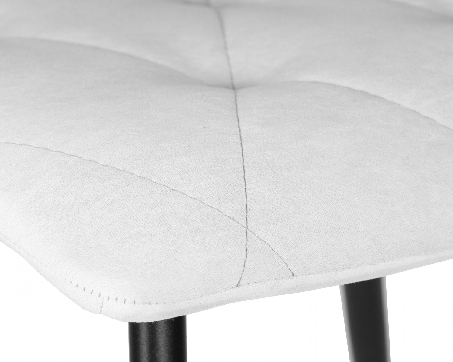 Стул обеденный DOBRIN CHILLY ROMBO, Светло-серый Simple 29, основание черный