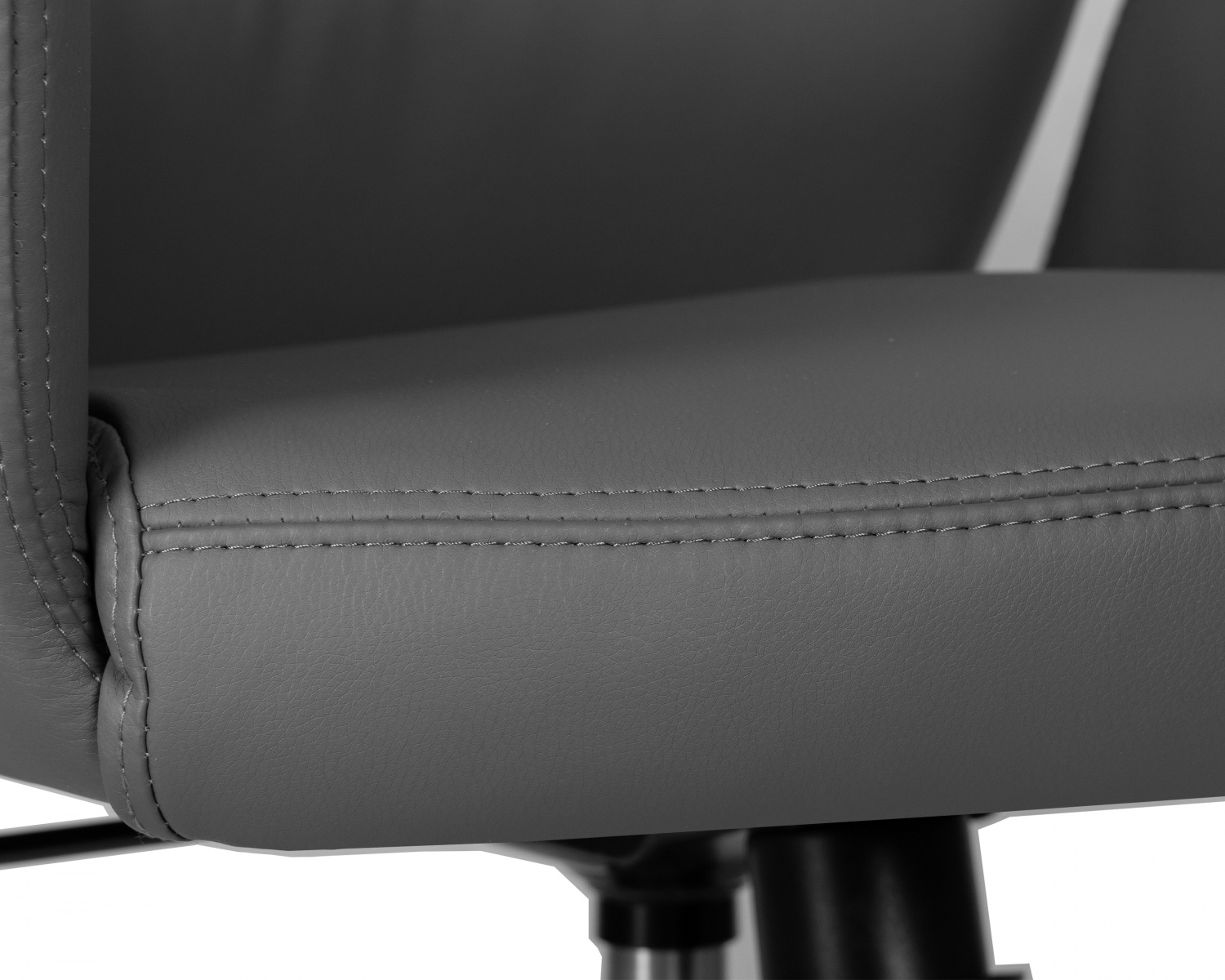 Офисное кресло для руководителей DOBRIN COLTON, серый